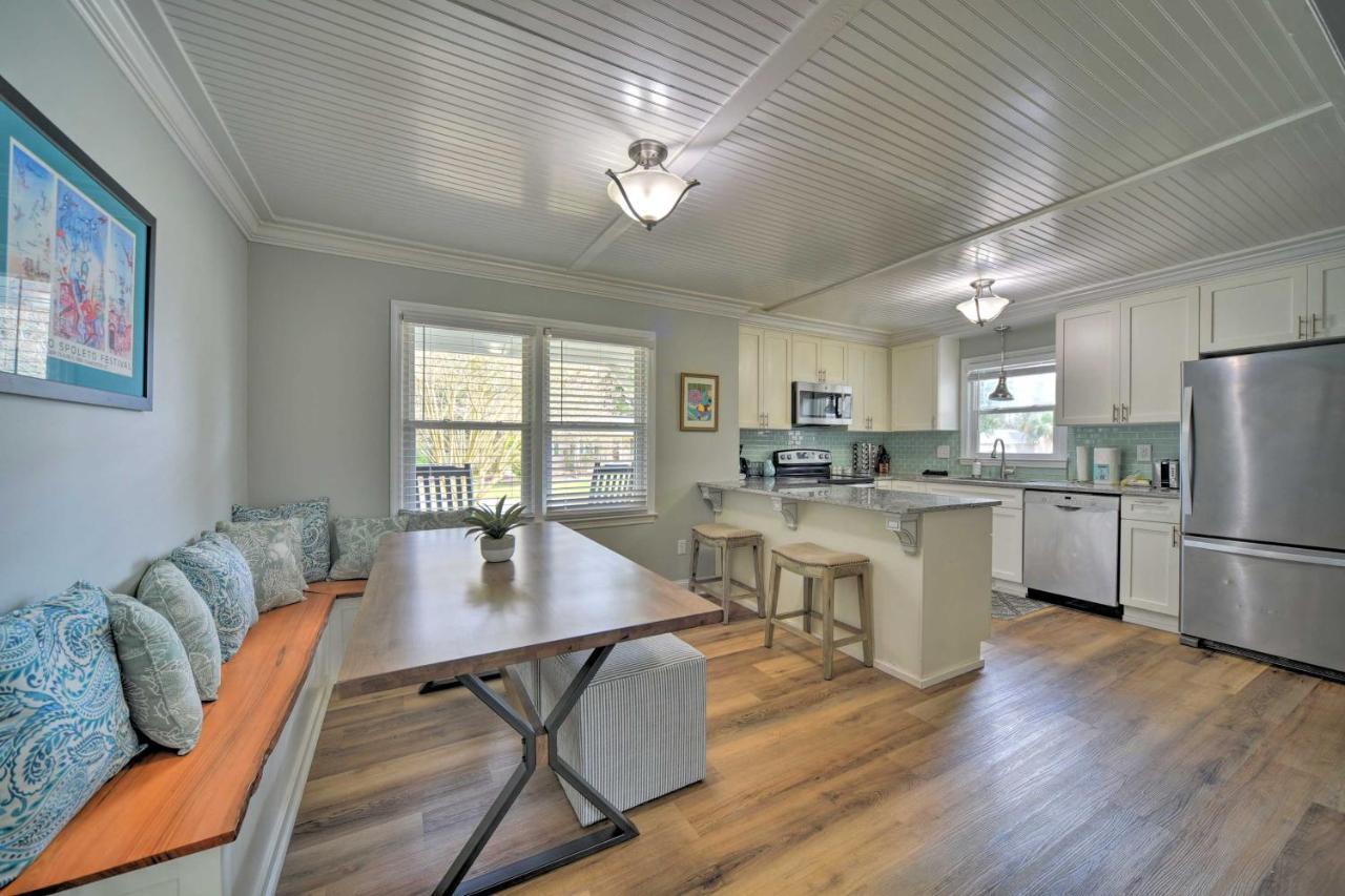 Charming House With Patio, 3 Half Mi To Beach! Charleston Exterior photo